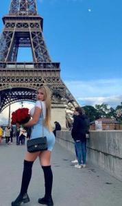 vend mes nudes et video sur wazap et Hangout