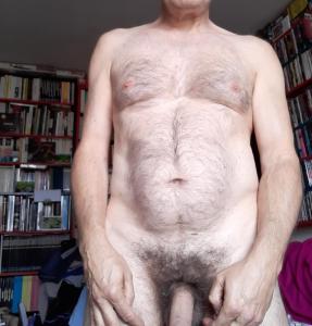 HOMME 59 ANS CHERCHE FEMME NON VENALE POUR CORPS A CORPS AMOUREUX