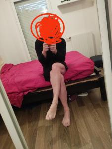 Petite femboy mignonne trs lope 